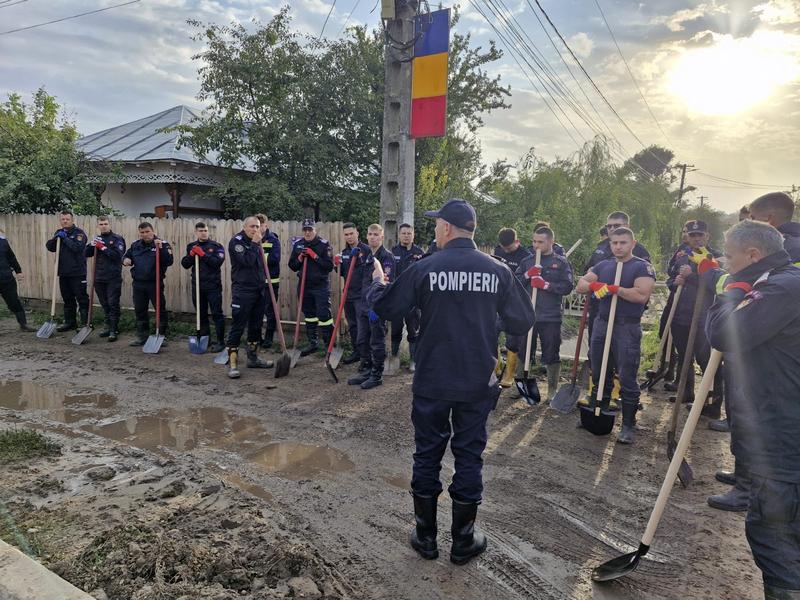 Isu Ialomita - Inundatii Galati 01