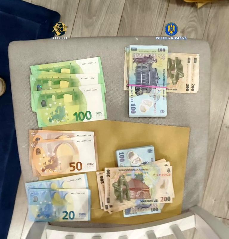 Perchezitii Droguri - 005