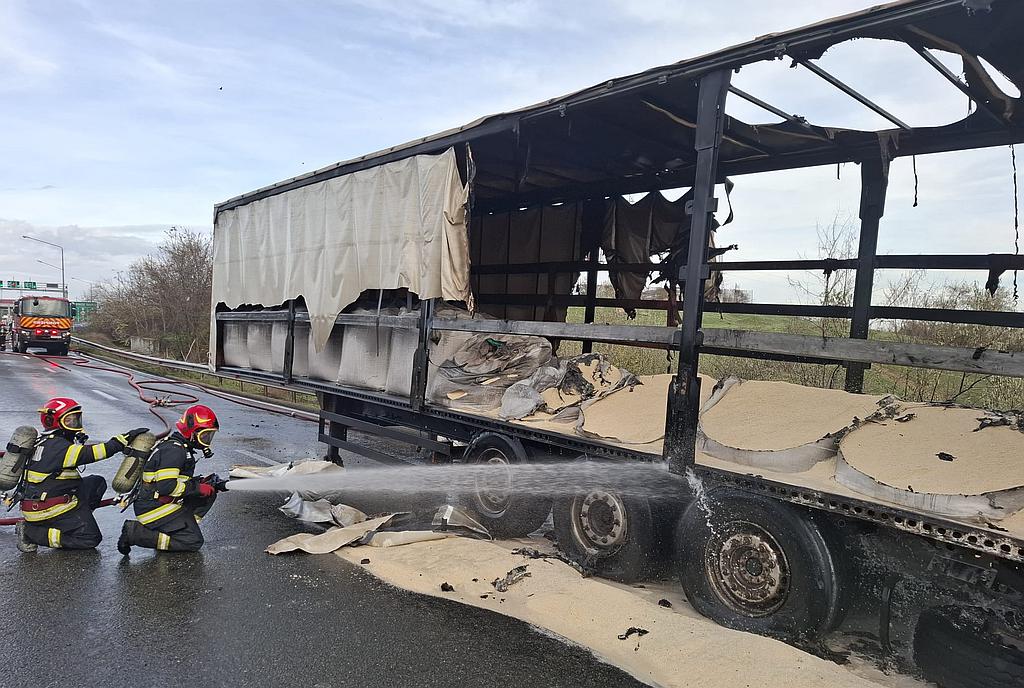 Incendiu Camion A2 Fetesti