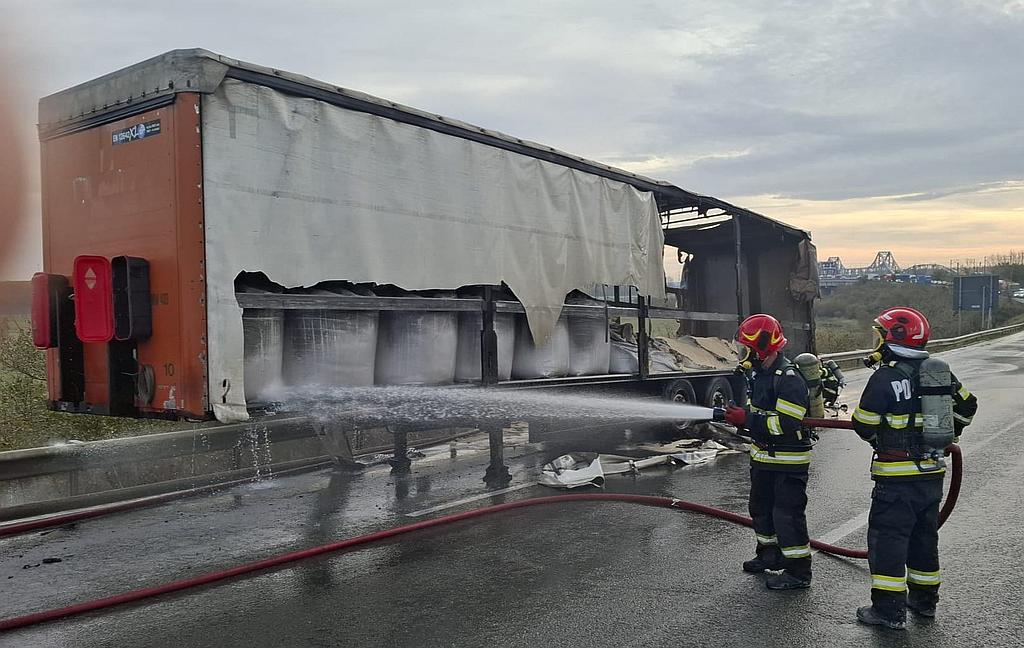 Incendiu Camion