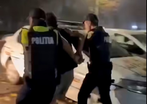 Retinut Violenta In Familie - Tandarei