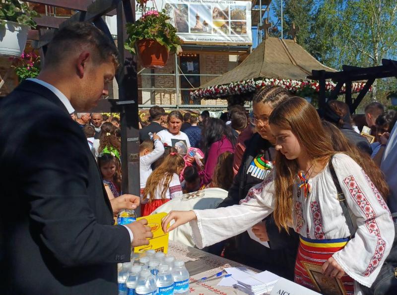 Hram Manastire Sfintii Voievozi Slobozia (3)