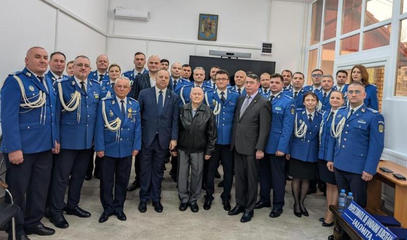 Intalnire Fosti Comandanti Jandarmeria Ialomita (1)