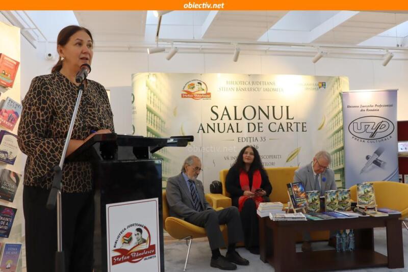 Salonul Anual De Carte 01